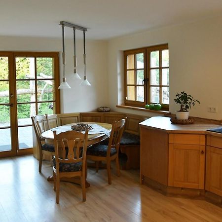 Haus Alpenrose Zum Vic Leilighet Wermelskirchen Eksteriør bilde