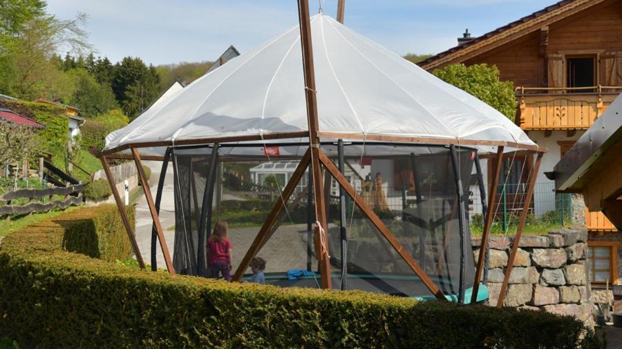 Haus Alpenrose Zum Vic Leilighet Wermelskirchen Eksteriør bilde